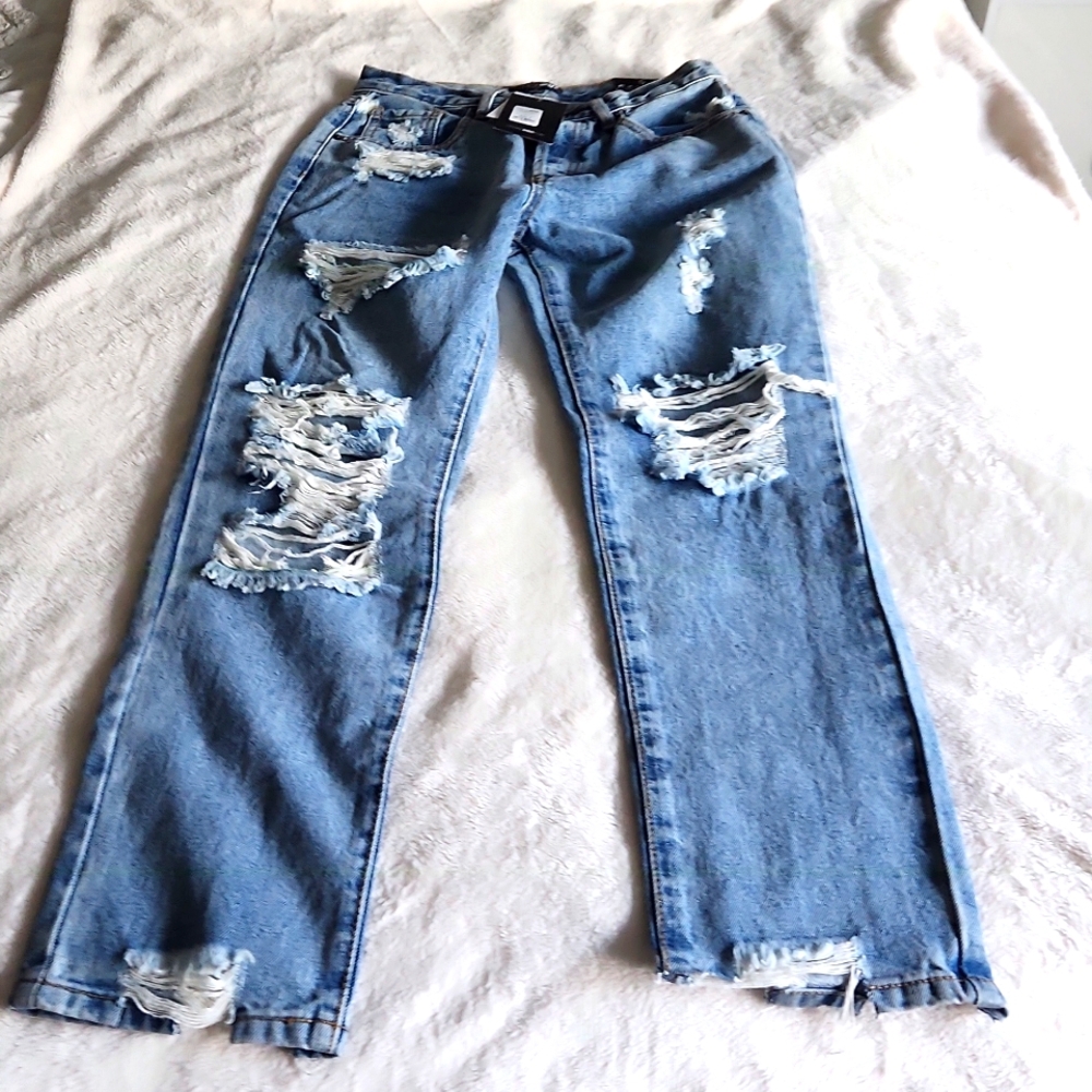 NWT Fashion Nova Straight Leg Boyfriend Jeans Size 5